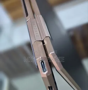 New Laptop HP Spectre 16GB Intel Core i7 SSD 1T