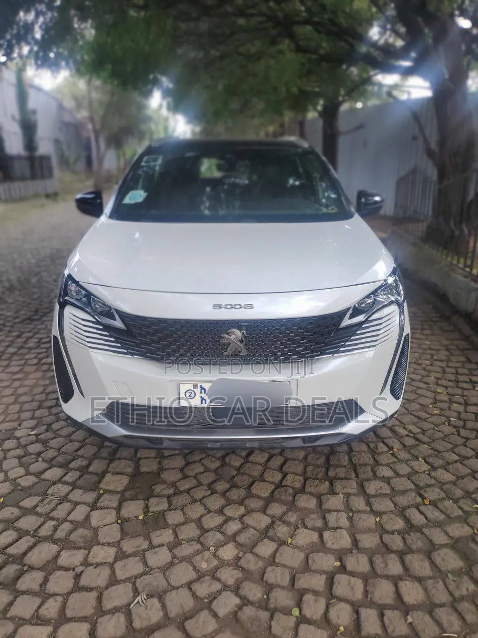 Peugeot 5008 2022 White
