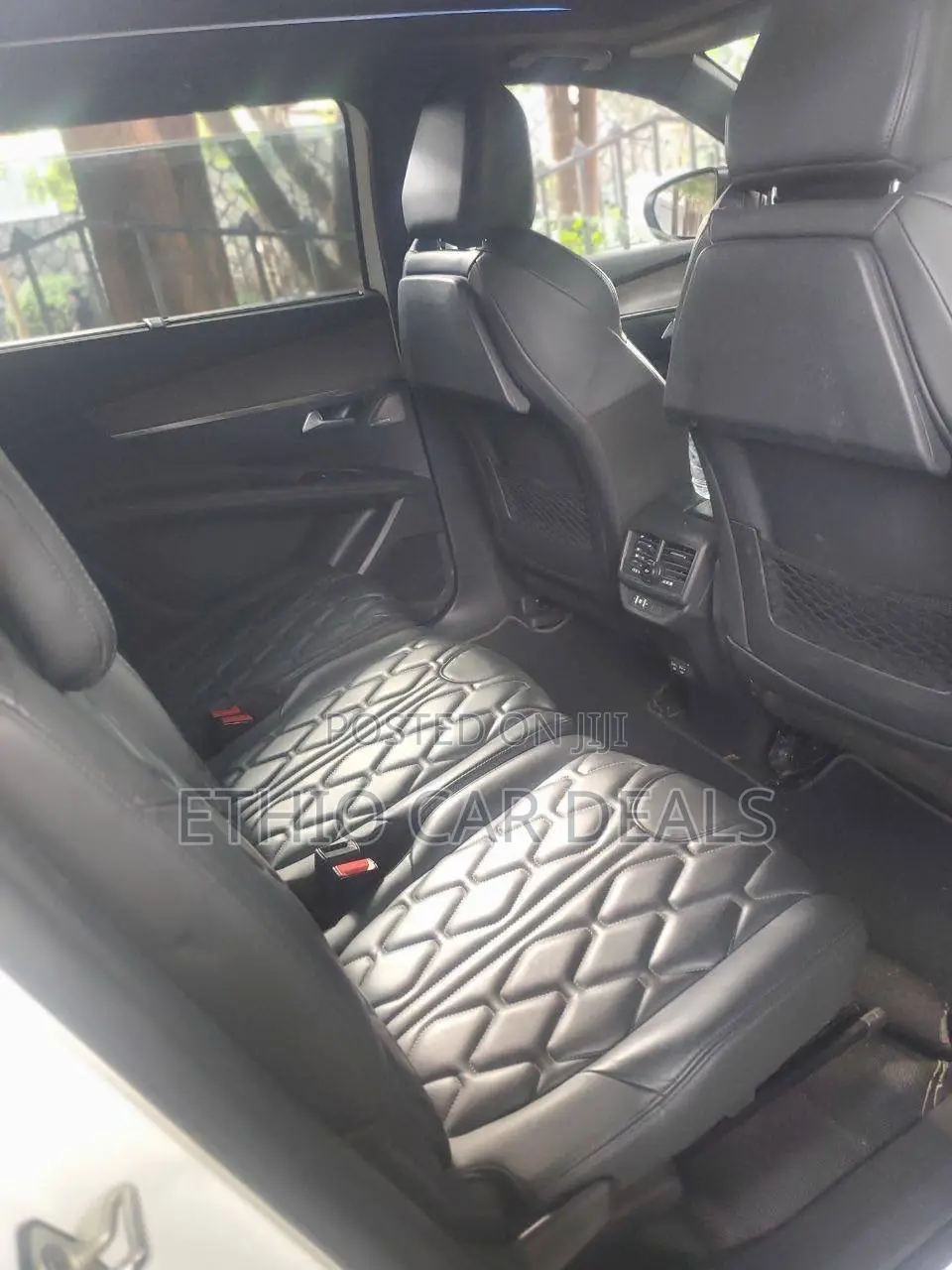 Peugeot 5008 2022 White