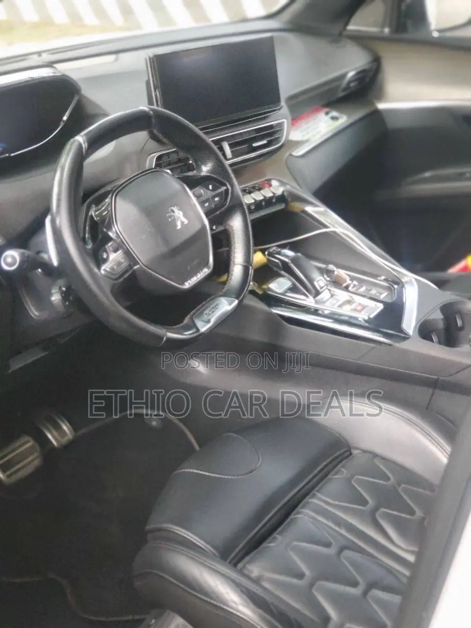 Peugeot 5008 2022 White