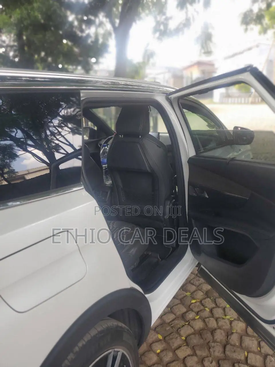 Peugeot 5008 2022 White