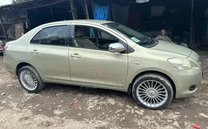 Toyota Yaris 2007 Gold