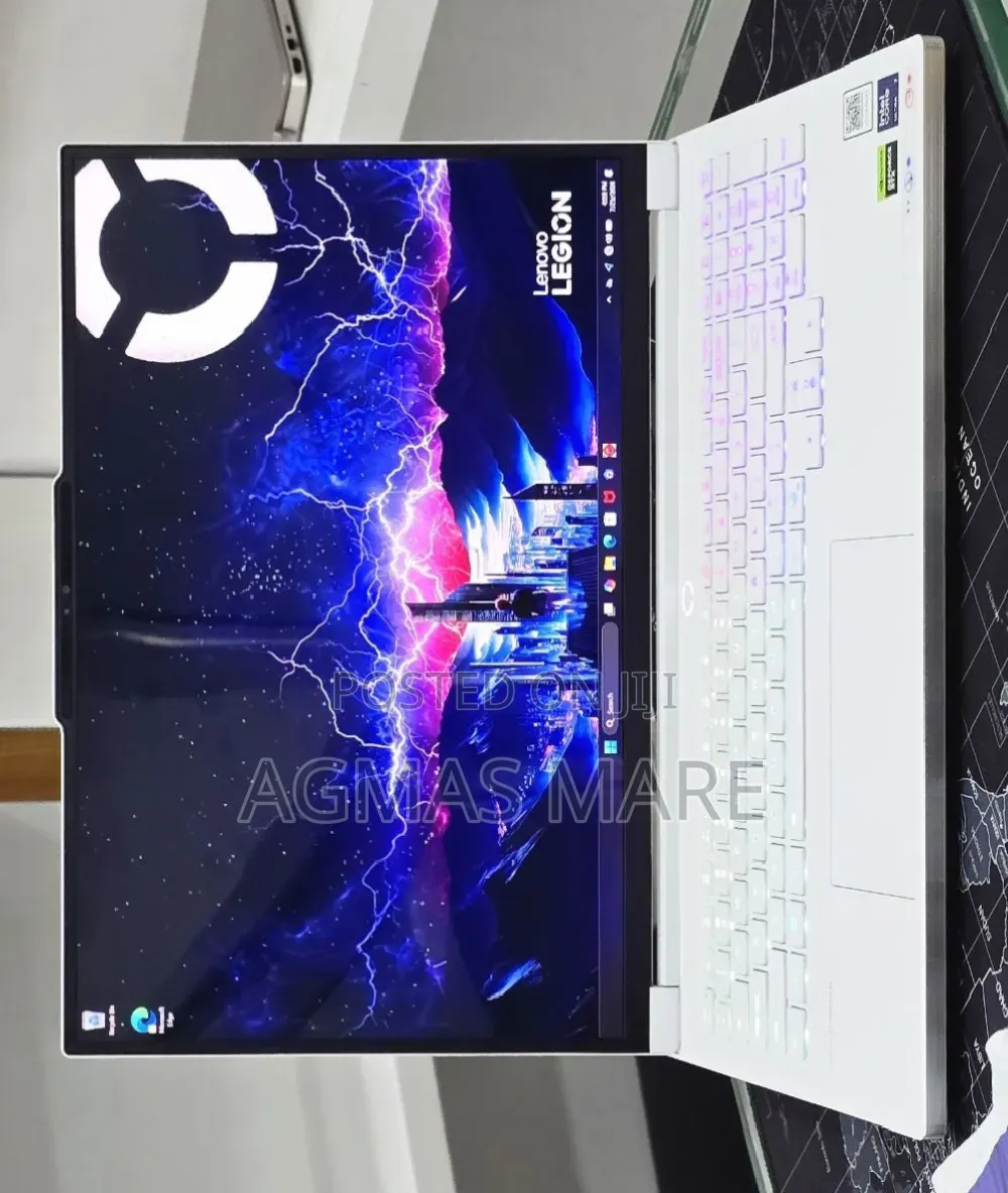 New Laptop Lenovo Legion 7 32GB Intel Core Ultra 7 SSD 1T