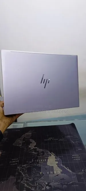 New Laptop HP ZBook Studio G8 16GB Intel Core i7 SSD 512GB