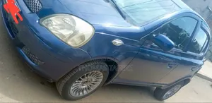 Toyota Yaris 2004 Blue