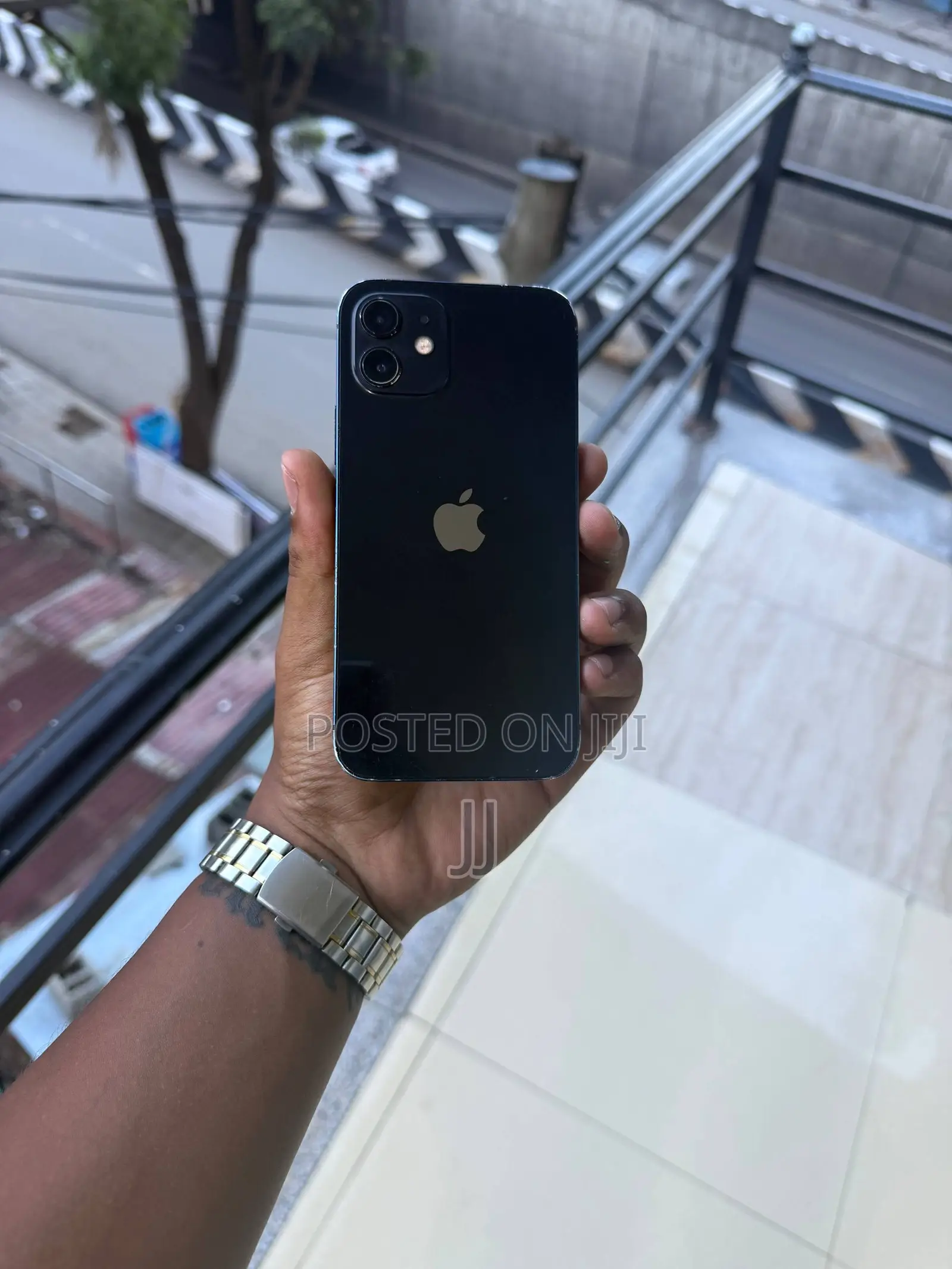 Apple iPhone 12 128 GB Gray