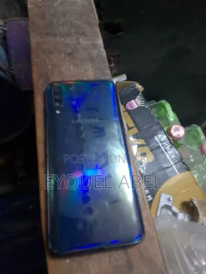 Samsung Galaxy A70 128 GB Purple