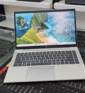 New Laptop HP EliteBook 840 G8 16GB AMD Ryzen 5 SSD 512GB