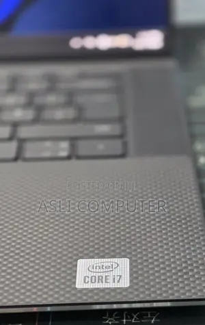 New Laptop Dell XPS 15 16GB Intel Core i7 SSD 512GB