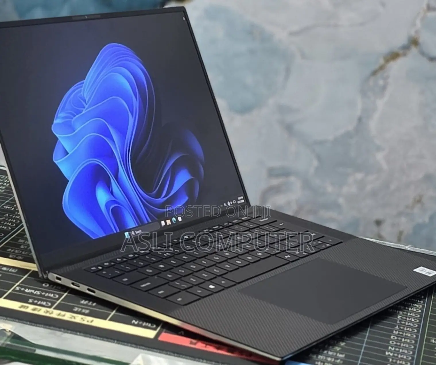 New Laptop Dell XPS 15 16GB Intel Core i7 SSD 512GB