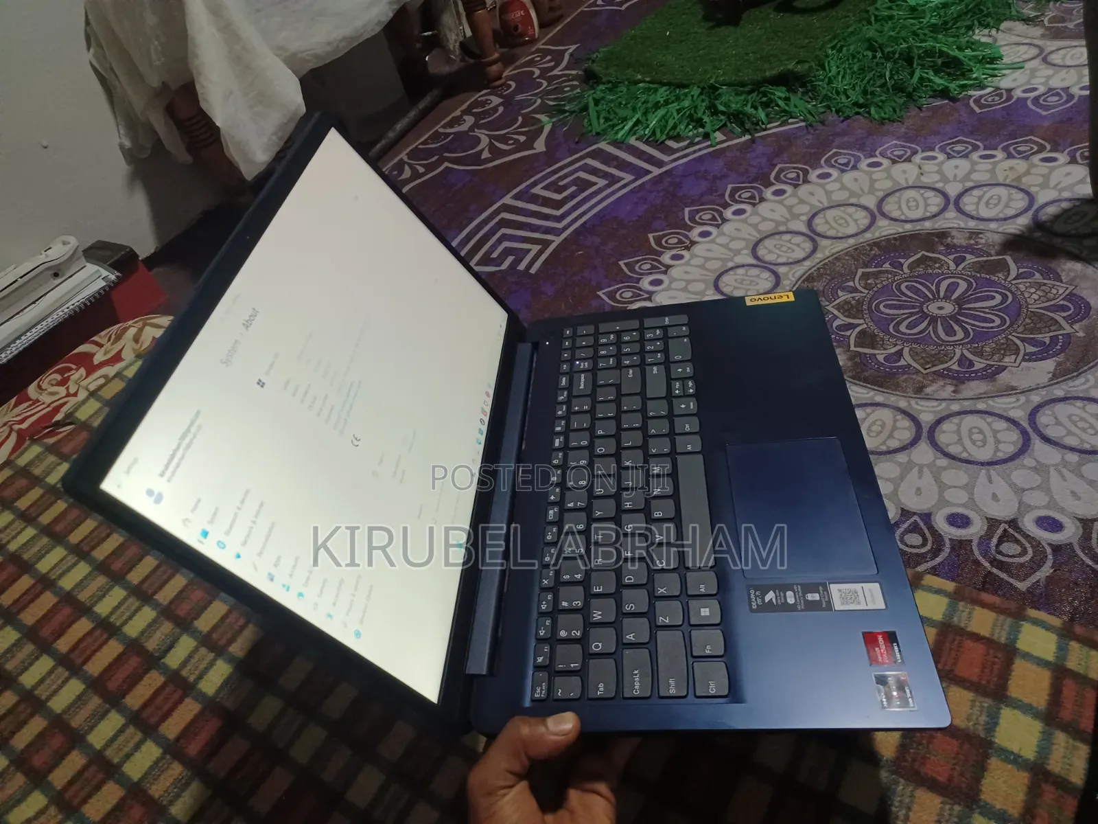 Laptop 8GB AMD Ryzen 5 SSD 256GB