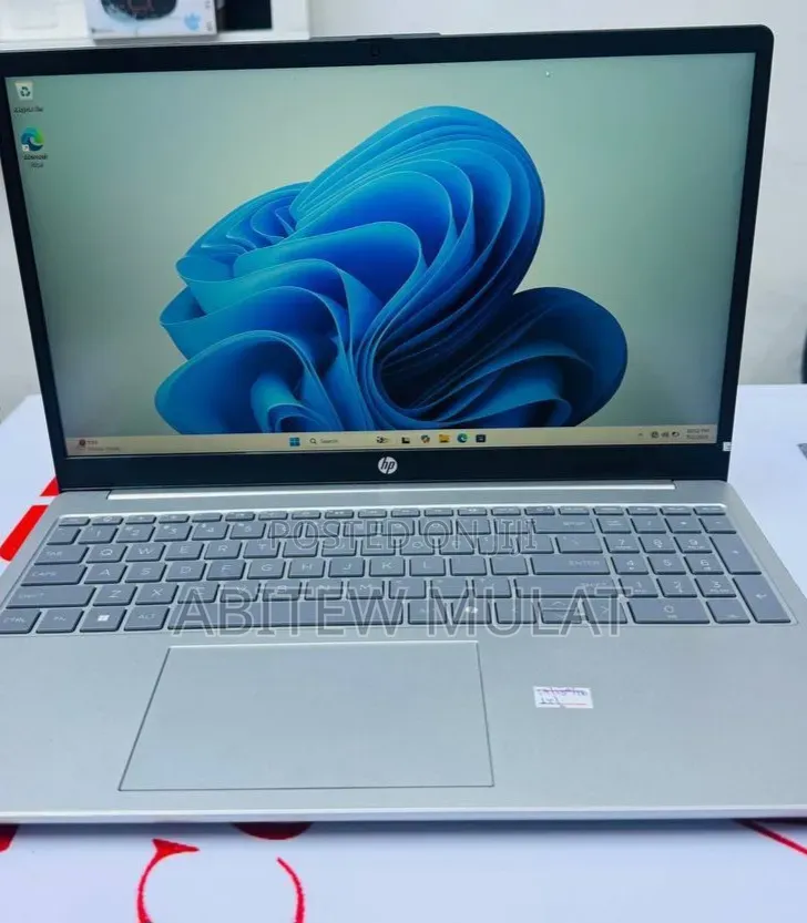New Laptop HP Stream Notebook 16GB Intel Core i7 SSD 1T