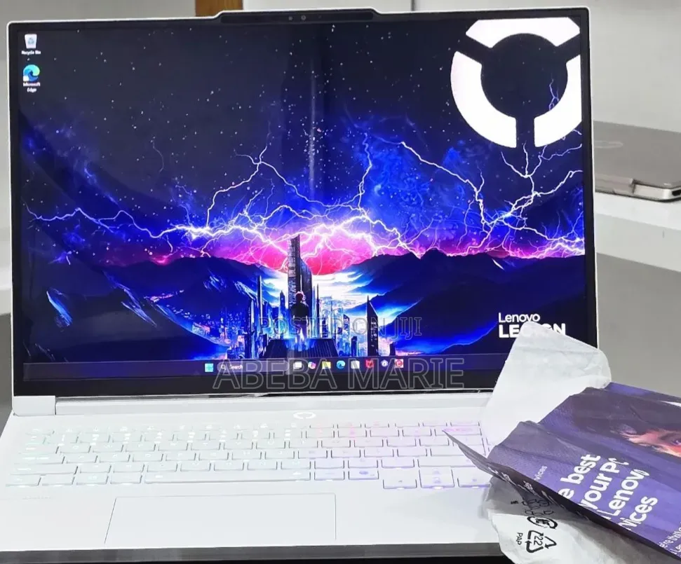 New Laptop Lenovo Legion 7 32GB Intel Core Ultra 7 SSD 1T