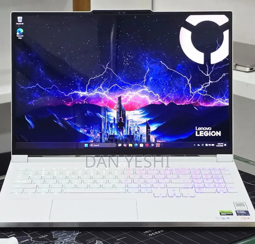New Laptop Lenovo Legion 7 32GB Intel Core Ultra 7 SSD 1T