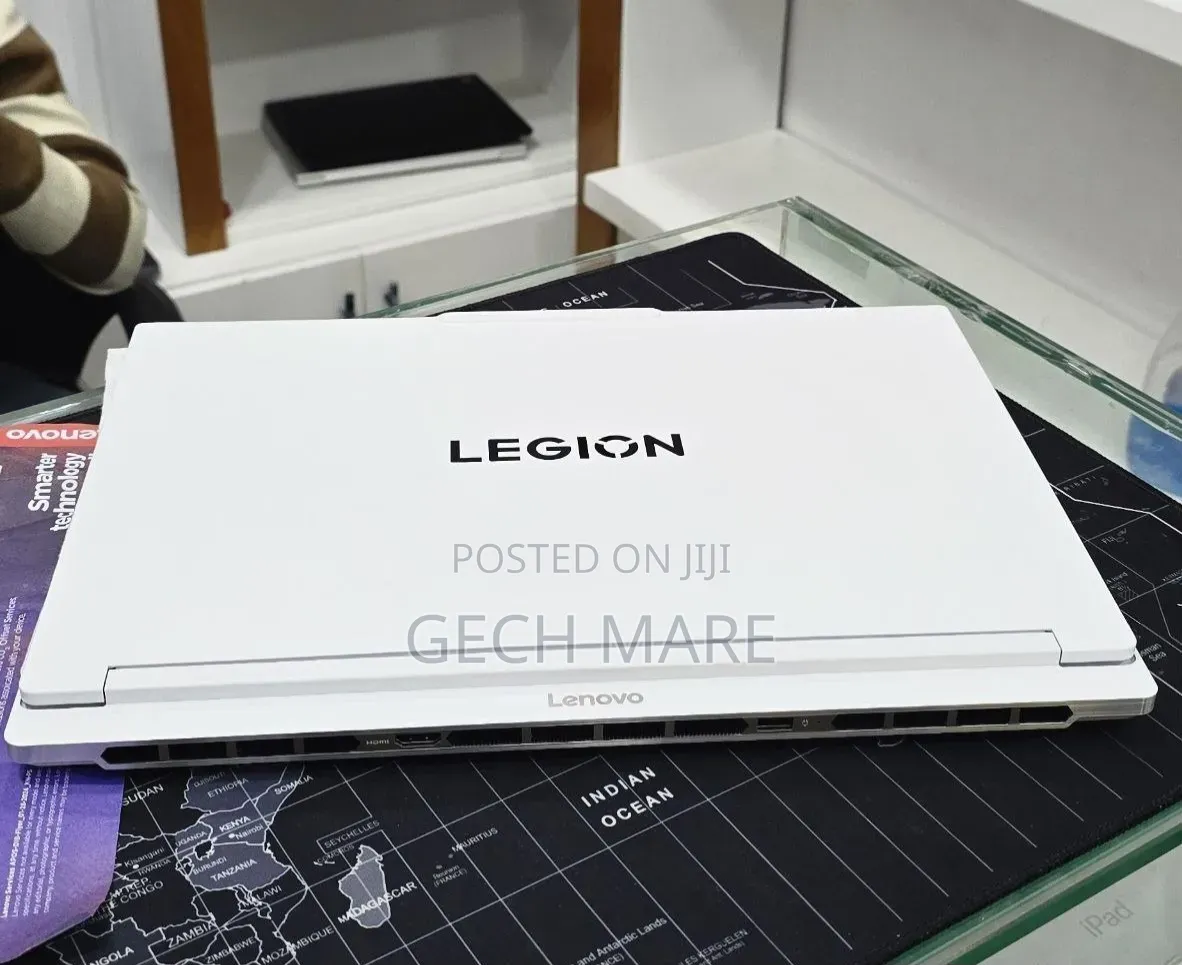 New Laptop Lenovo Legion 5 32GB Intel Core Ultra 7 SSD 1T