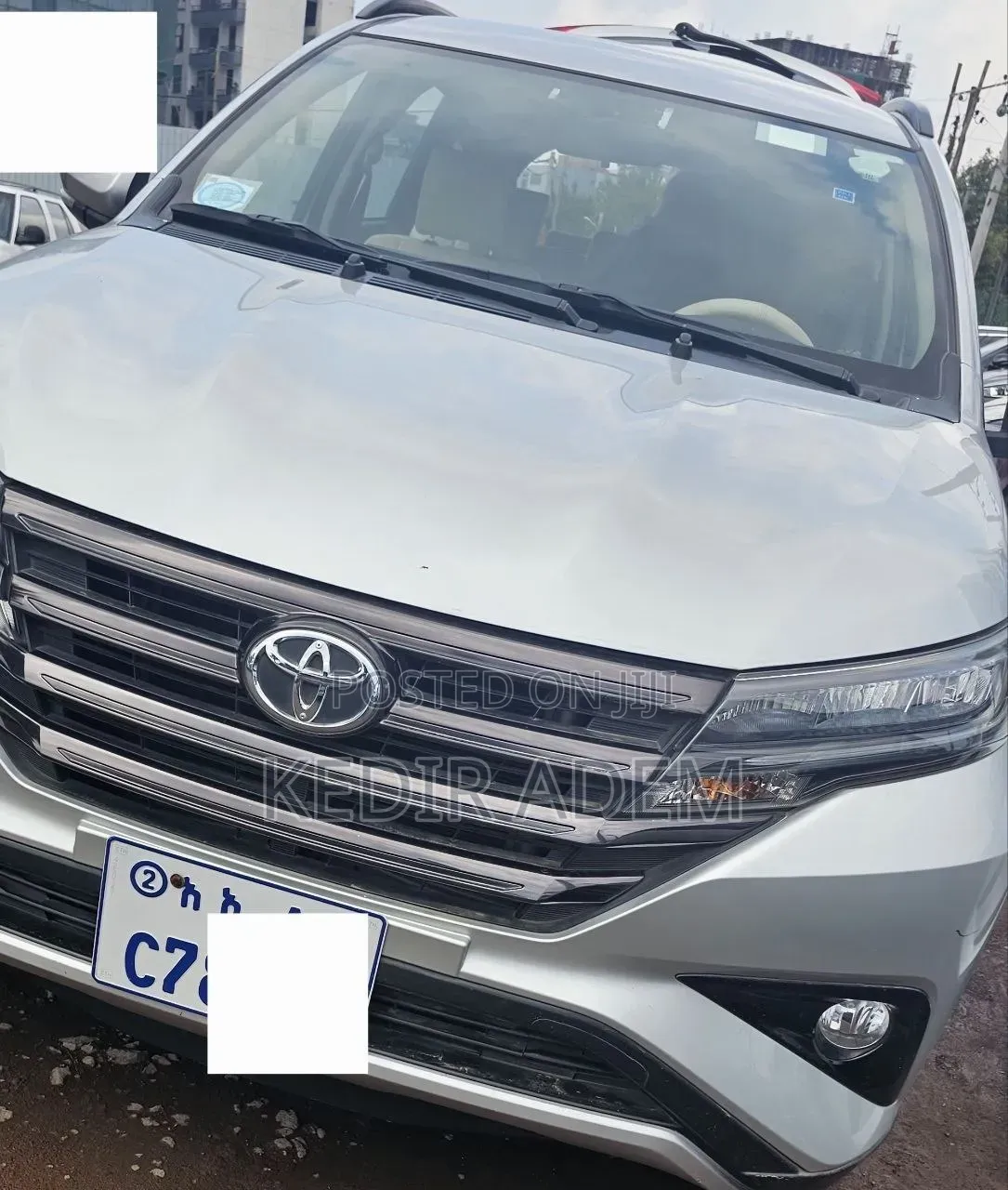 Toyota Rush 2023 Silver