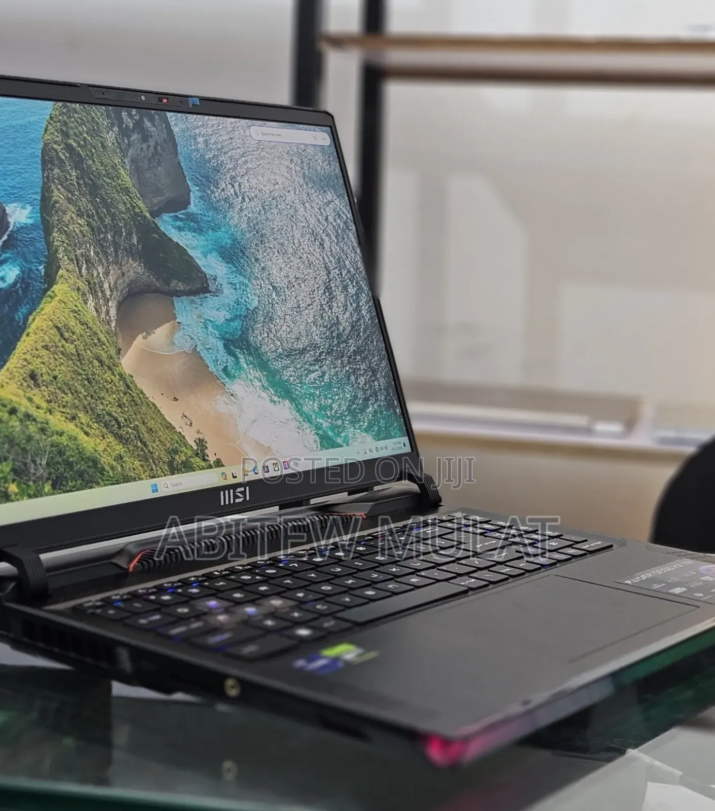 New Laptop MSI GE75 Raider 11UH 32GB Intel Core i9 SSD 1T