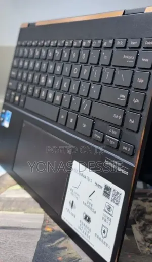 New Laptop Asus Zenbook 14 16GB Intel Core i7 SSD 512GB