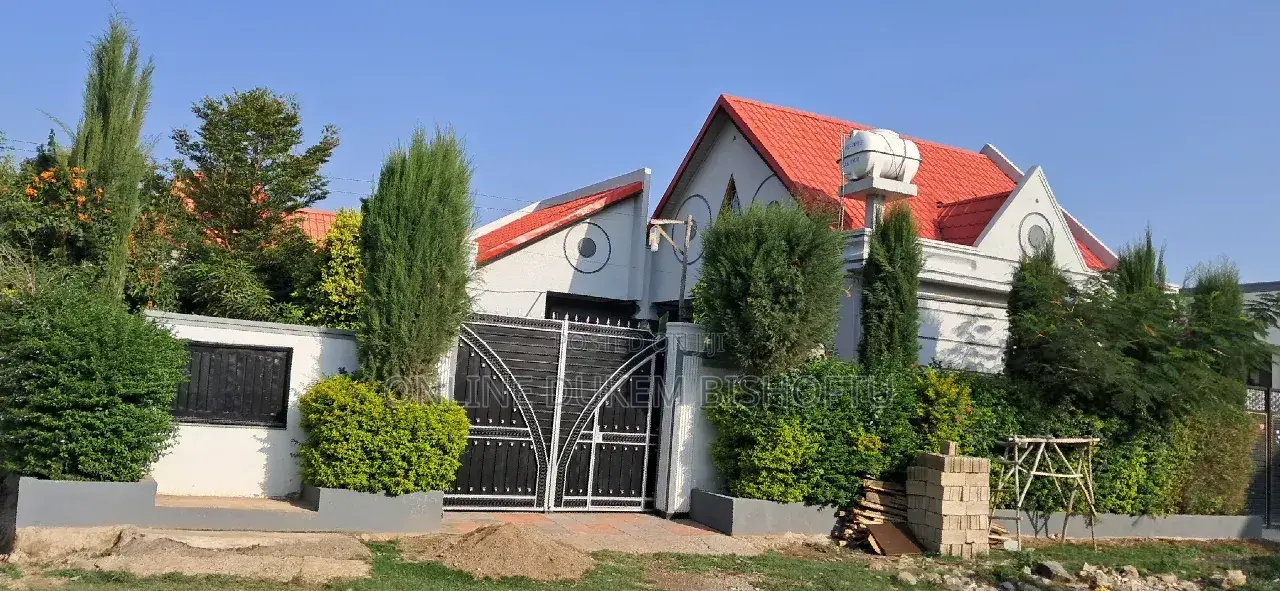 Furnished 9bdrm Villa in Dukem Bishoftu, East Shewa for sale