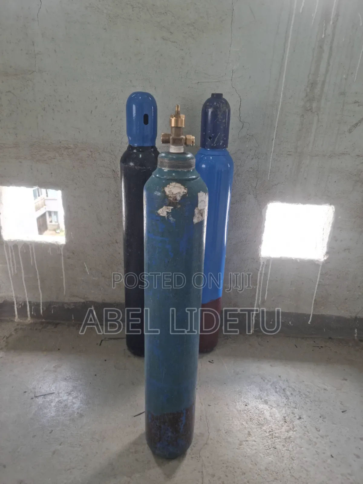 O2 ,CO2 and Different Gases Cylinder