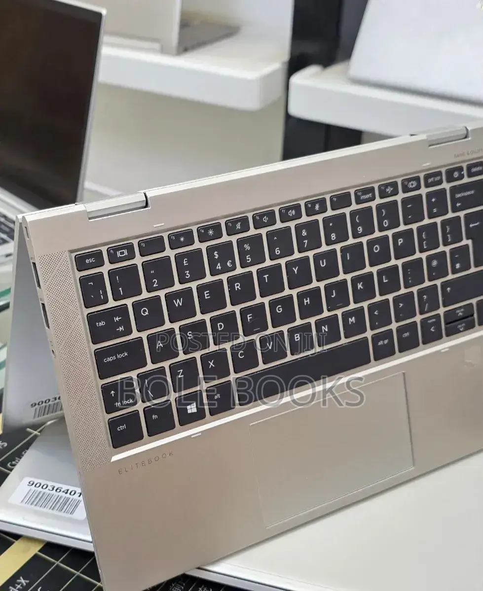 New Laptop HP EliteBook 830 G8 16GB Intel Core i5 SSD 512GB