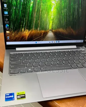 New Laptop Lenovo 16GB Intel Core i7 SSD 512GB