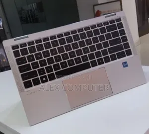 New Laptop HP EliteBook 1040 G8 16GB Intel Core i7 SSD 512GB