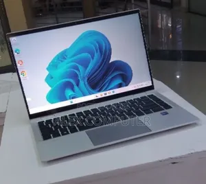 New Laptop HP EliteBook 1040 G8 16GB Intel Core i7 SSD 512GB