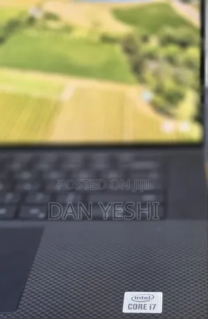 New Laptop Dell XPS 15 16GB Intel Core i7 SSD 512GB