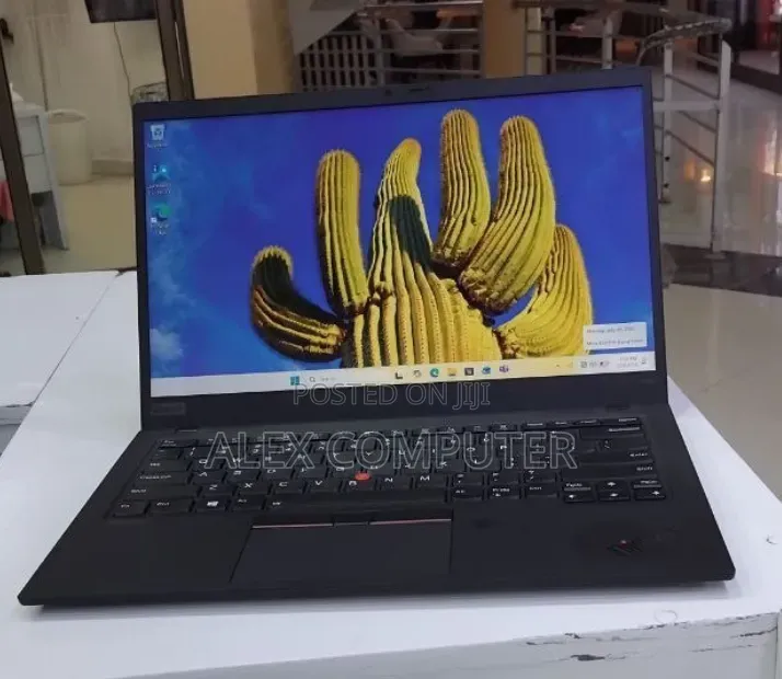 New Laptop Lenovo ThinkPad X1 Carbon 16GB Intel Core i5 SSD 512GB