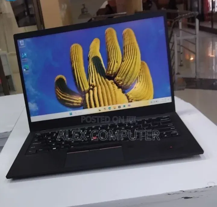 New Laptop Lenovo ThinkPad X1 Carbon 16GB Intel Core i5 SSD 512GB