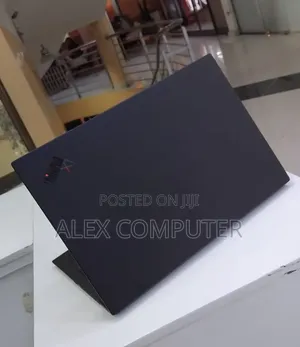 New Laptop Lenovo ThinkPad X1 Carbon 16GB Intel Core i5 SSD 512GB