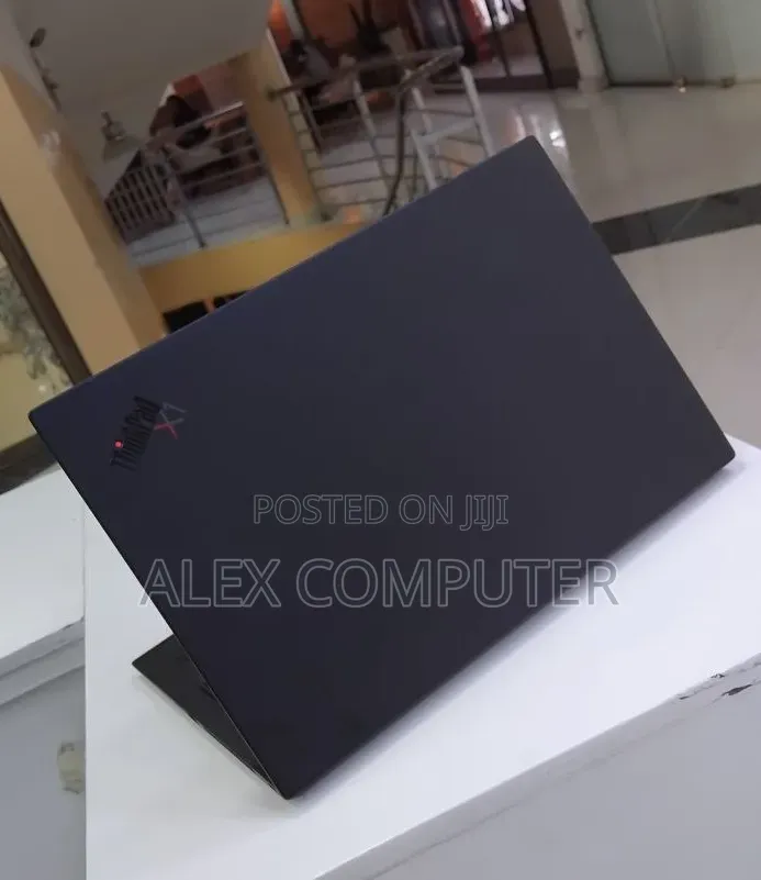 New Laptop Lenovo ThinkPad X1 Carbon 16GB Intel Core i5 SSD 512GB