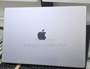 New Laptop Apple MacBook Pro 2019 32GB Apple M1 SSD 1T