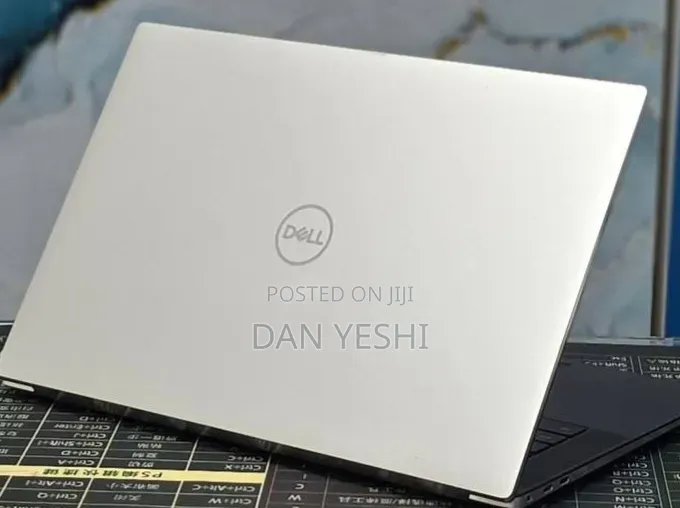 New Laptop Dell XPS 15 9500 16GB Intel Core i7 SSD 512GB