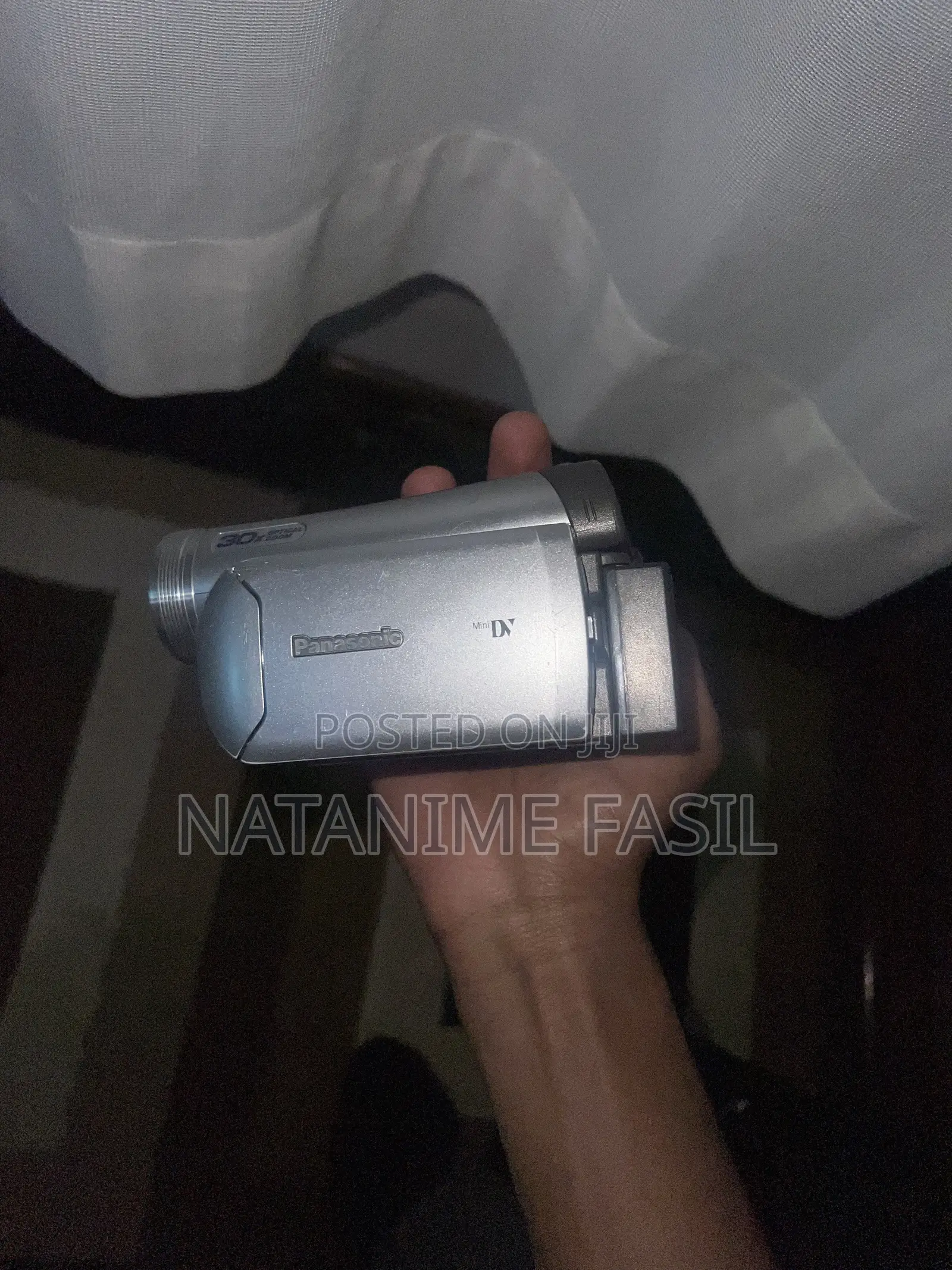 Panasonic PV-GS29 Mini DV Camcorder