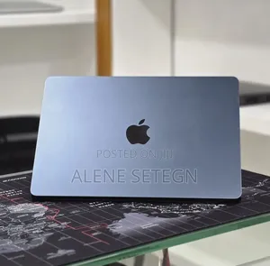 New Laptop Apple MacBook Air 2022 M2 8GB Apple M2 SSD 256GB