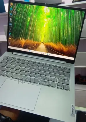 New Laptop Lenovo ThinkBook 14 G8 IAL 16GB Intel Core i7 SSD 512GB