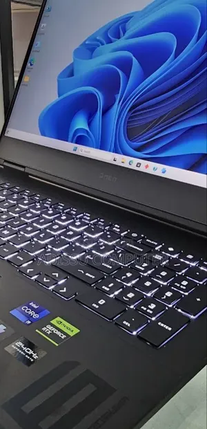 New Laptop HP Omen 16 16GB Intel Core i9 SSD 1T