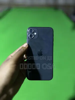 New Apple iPhone 11 128 GB Black