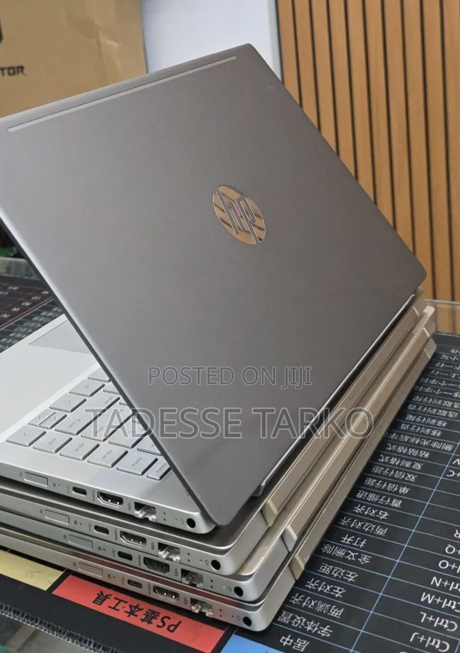 New Laptop HP Pavilion 14 8GB Intel Core i5 SSD 256GB