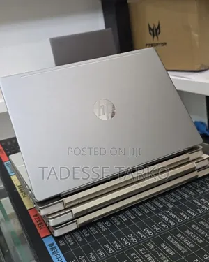 New Laptop HP Pavilion 14 8GB Intel Core i5 SSD 256GB