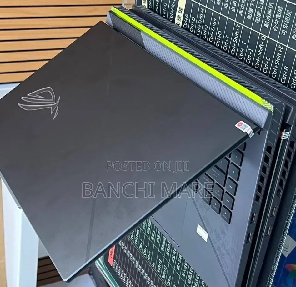 New Laptop Asus ROG Strix G15 16GB Intel Core i9 SSD 1T