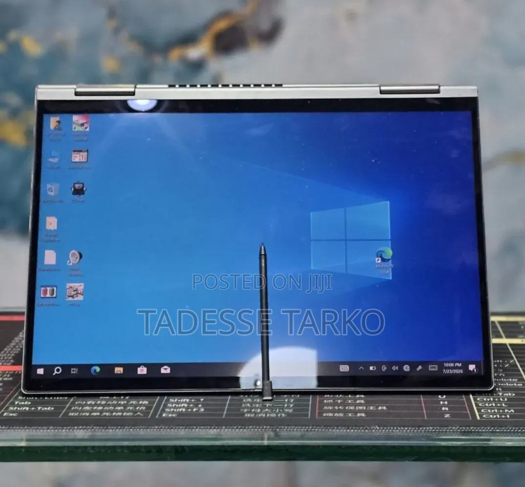 New Laptop Lenovo ThinkPad X1 Yoga 16GB Intel Core i5 SSD 512GB