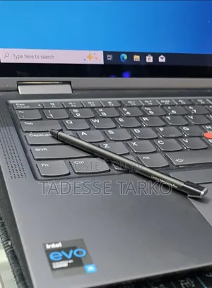New Laptop Lenovo ThinkPad X1 Yoga 16GB Intel Core i5 SSD 512GB