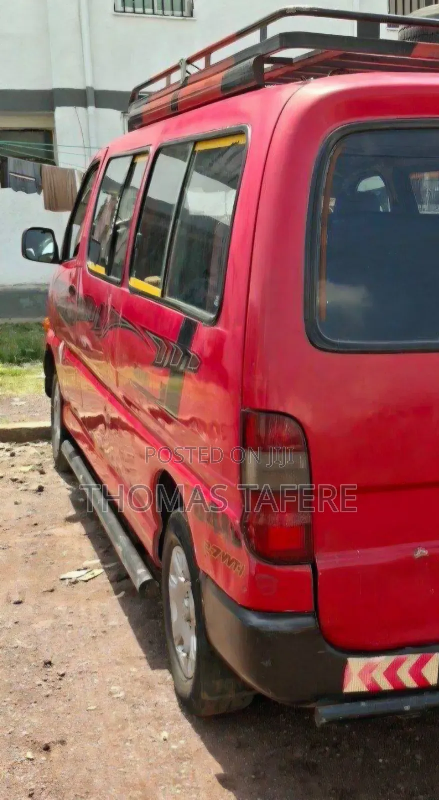Toyota HiAce 2006 Red