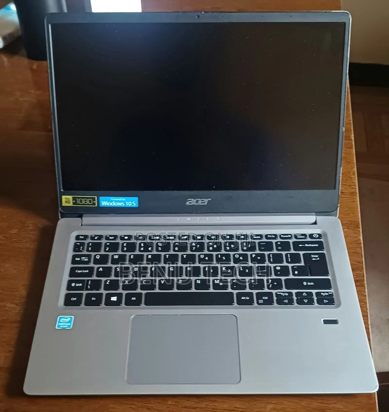 Laptop Acer Swift 4GB Intel Pentium SSD 128GB