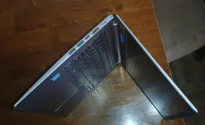 Laptop Acer Swift 4GB Intel Pentium SSD 128GB