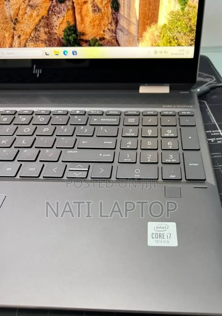 New Laptop HP Spectra 13 16GB Intel Core i7 SSD 512GB