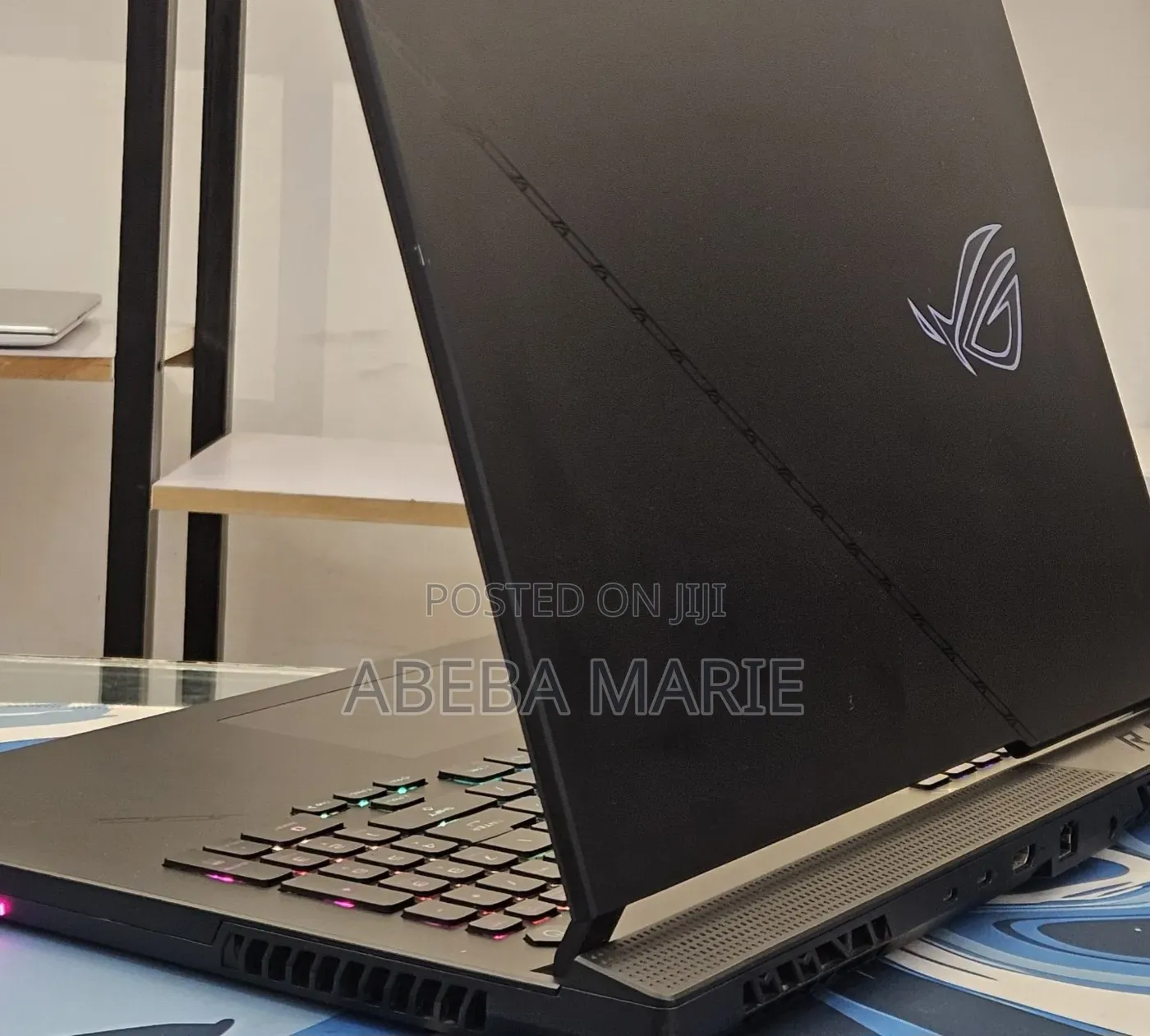 New Laptop Asus ROG Strix SCAR 17 32GB AMD Ryzen 9 SSD 1T